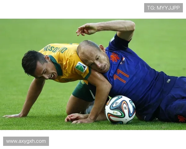 黄芳的足球人生：从绿茵场到心灵深处的深度对话与启示