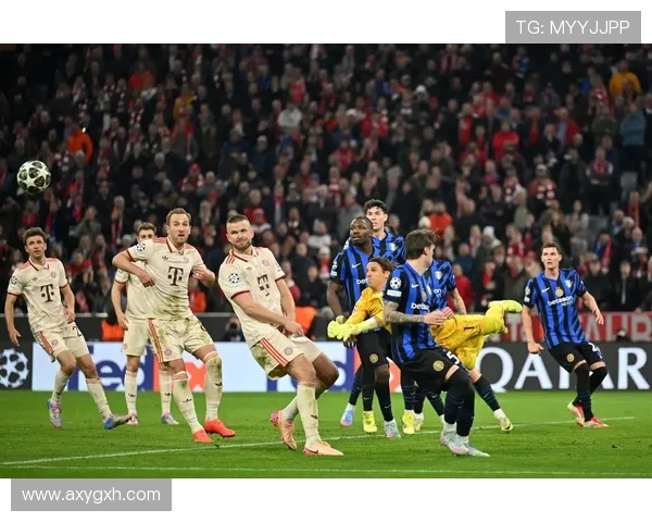 AC米兰鏖战那不勒斯红黑军团誓夺意甲关键三分