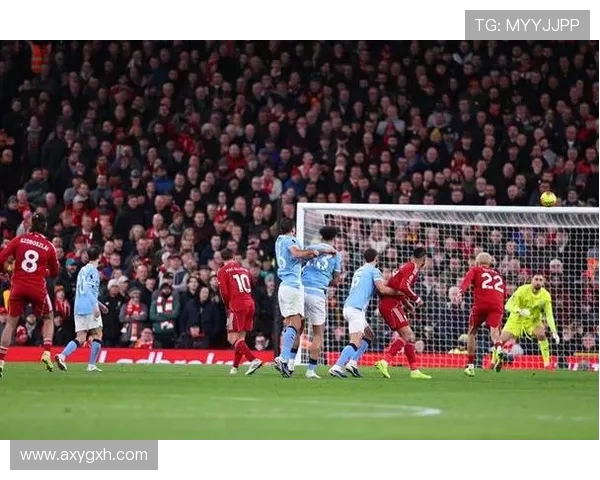 周日英超焦点战利物浦主场迎战热刺期待精彩对决 周日英超焦点战利物浦主场迎战热刺期待精彩对决